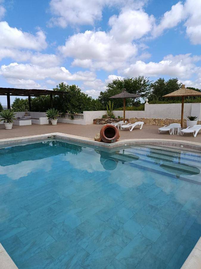 Casa para 8 personas, con piscina además de vistas y terraza, Se admiten mascotas en Arcos de la Frontera
