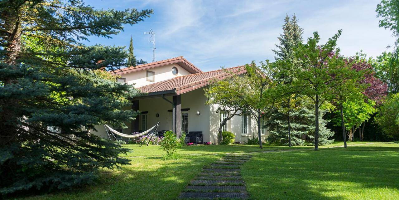 Six-Bedroom House in Vitoria-Gasteiz, Cordillera Cantábrica