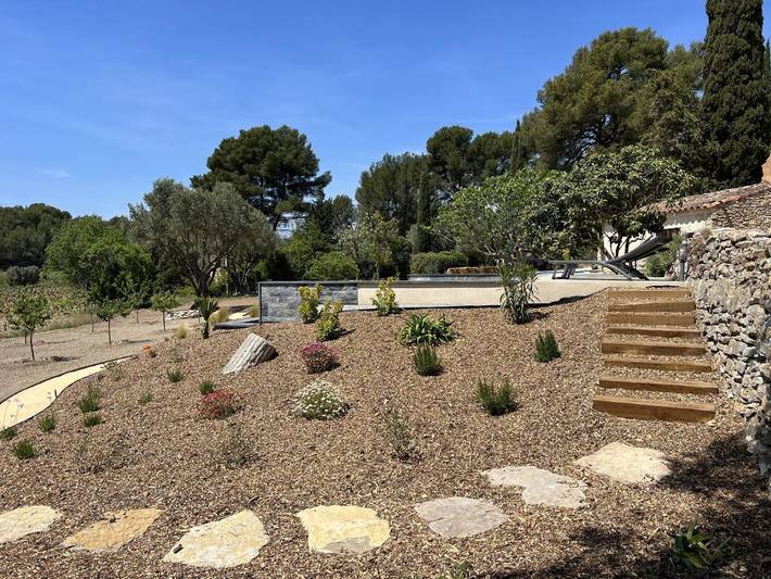 Maison d’hôte pour 2 personnes, avec jardin ainsi que piscine et terrasse à Le Castellet - 4