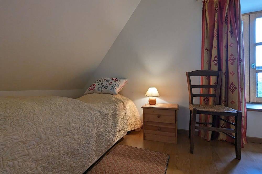 Gemütliches Ferienhaus im Herzen von Wald und Teichen, ideal für Angler und Naturliebhaber in Le Blanc und Umgebung