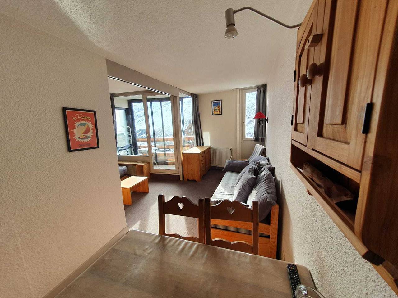 Ganze Wohnung, Charmante 2 pièces rénové au centre, au pied des pistes - Quartier de la Croisette in Les Menuires, Saint-Martin-de-Belleville