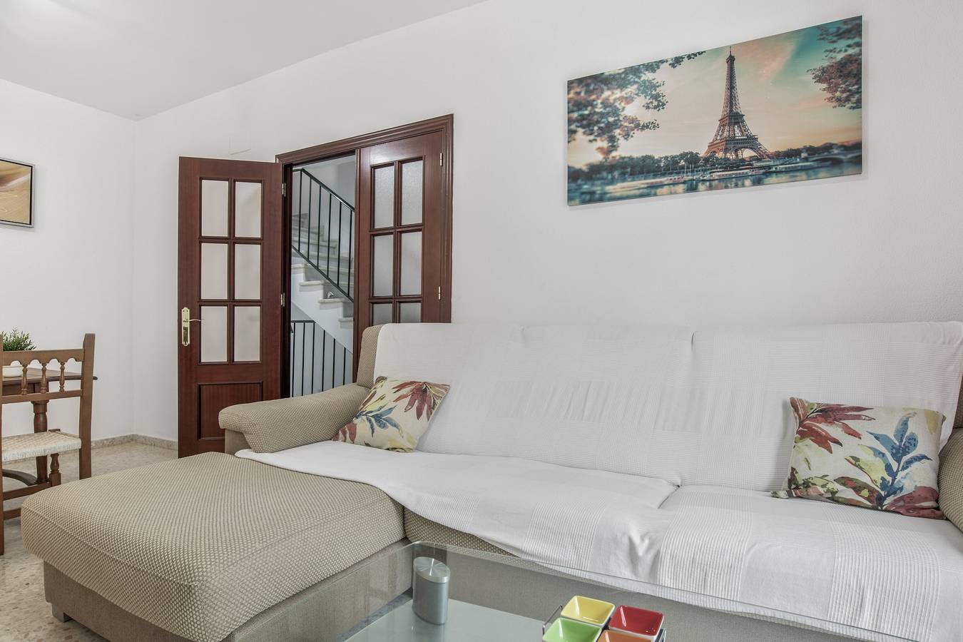 Entire apartment, Apartment 'Casa Gazules' with Private Terrace, Wi-Fi and Air Conditioning in Alcalá de los Gazules, Los Alcornocales