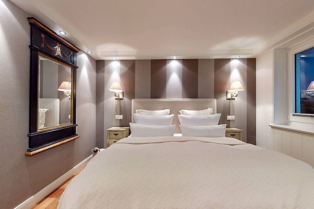 Ganze Wohnung, Heideblick - Exklusive Ferienwohnung mit wunderbarem Blick auf das Munkmarscher in Munkmarsch, Sylt (Gemeinde)