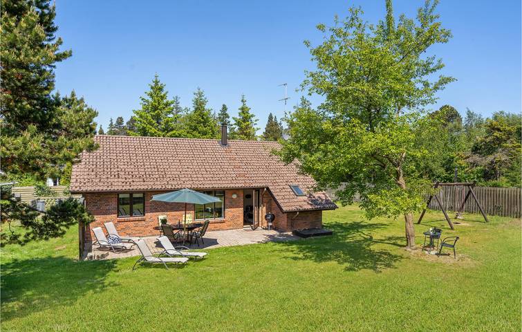 Ferienhaus für 8 Personen, mit Sauna und Terrasse sowie Whirlpool in Lolland-Falster