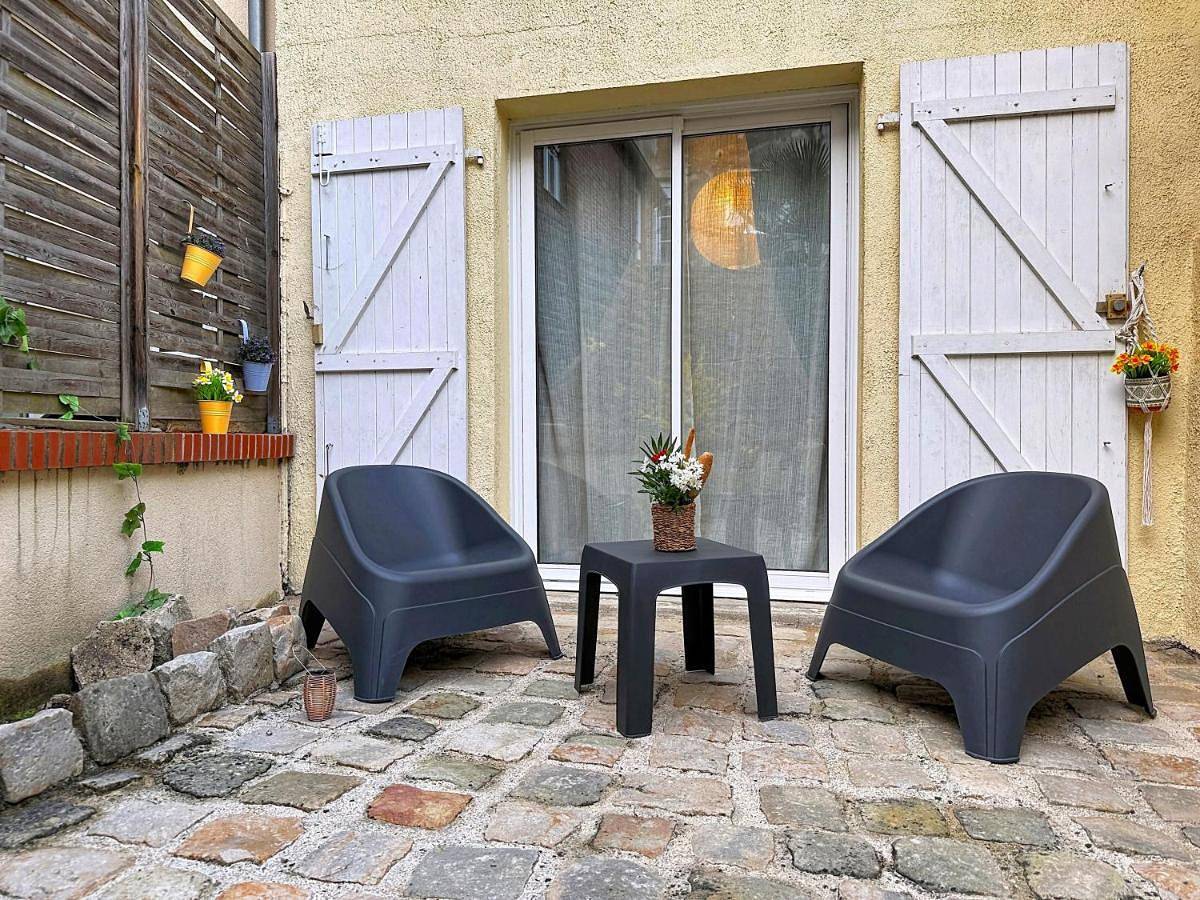 Appartement entier, One-Bedroom Apartment in Dourdan, Essonne