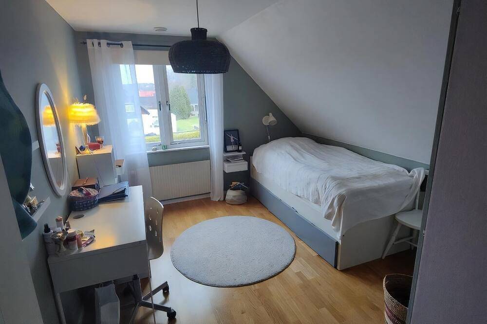 Amazing home in Särö with 5 Bedrooms and Wifi in Kungsbacka, Halland