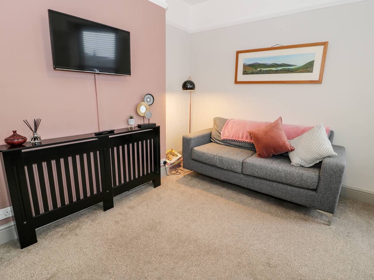 Entire apartment, Rose Suite in Barmouth, Snowdonia