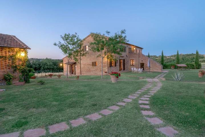 Apartamento de vacaciones para 2 personas, con jardín además de vistas y piscina - 1