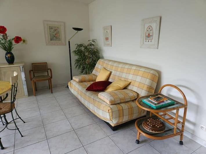 Gîte pour 4 personnes, avec balcon dans Gare D Antibes - 2