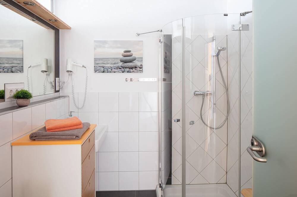 Ganze Wohnung, Ferienwohnung Alpenfeuer in Daisendorf, Region Bodensee-Oberschwaben