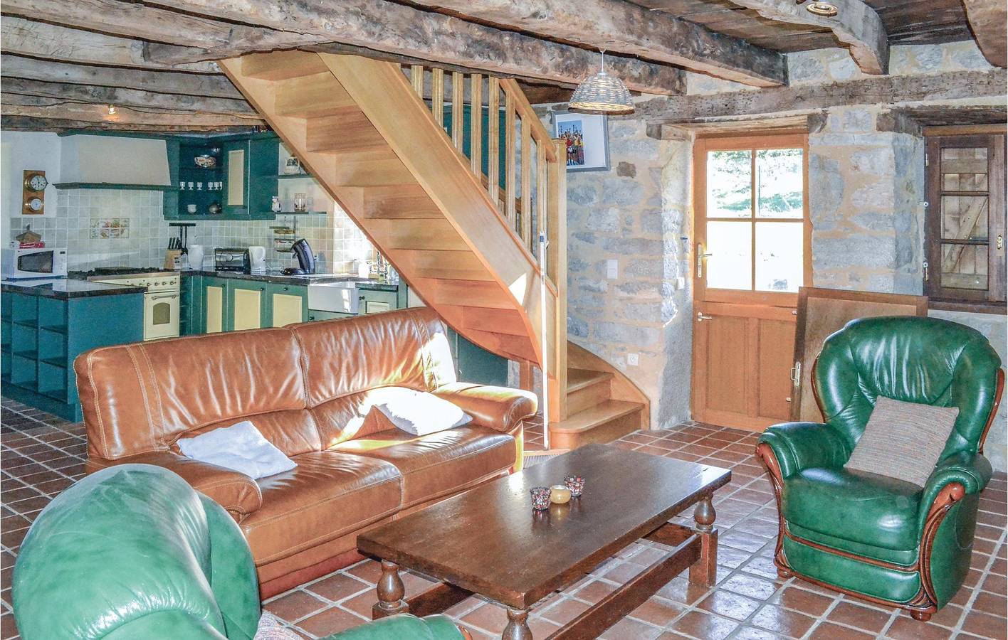 Poolside Padirac : 260sq ft avec Parking, TV & Internet in Padirac, Parc Naturel Régional des Causses du Quercy