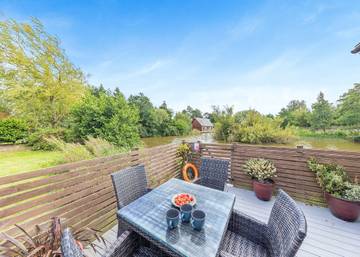 Chalet for 4 People in Isle of Anglesey, North-Wales, Photo 4