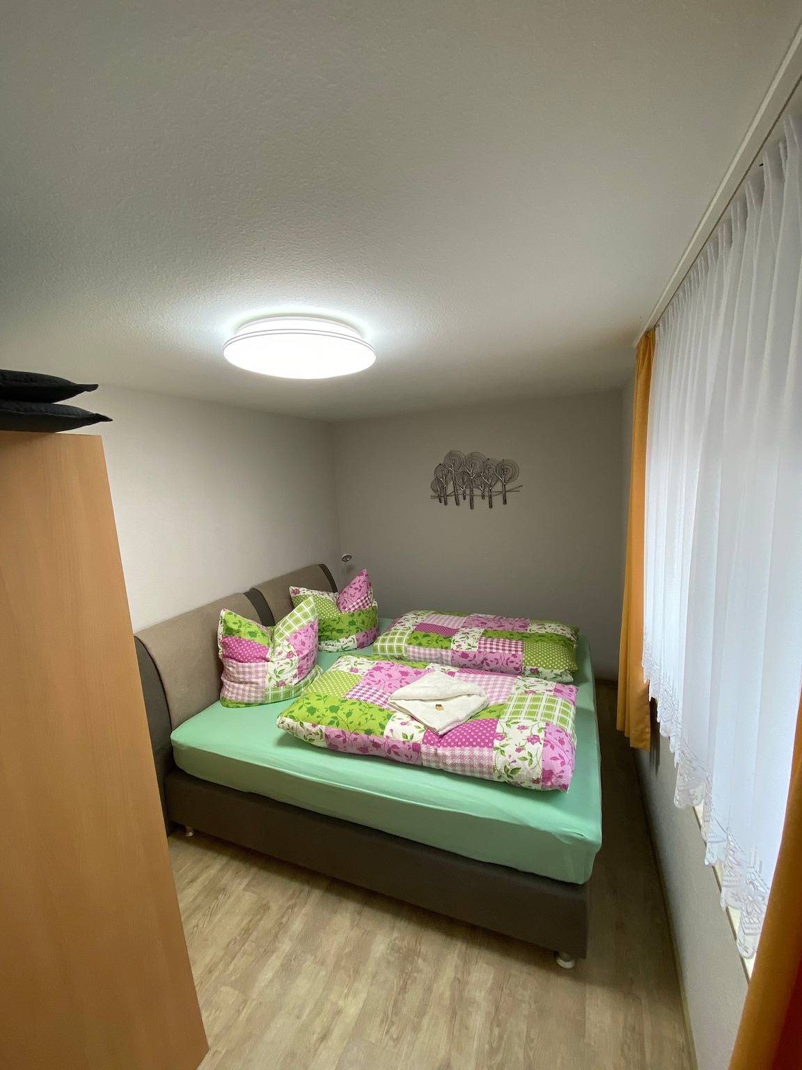 Ganze Wohnung, Ferienwohnung "Auszeit" mit privater Terrasse, Garten und Wlan in Bad Liebenwerda, Naturpark niederlausitzer heidelandschaft (Brandenburg)