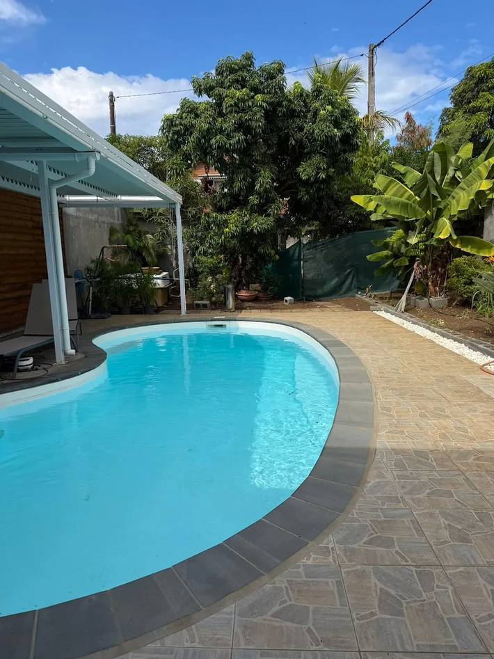 Villa für 10 Personen, mit Pool und Garten sowie Terrasse - 1