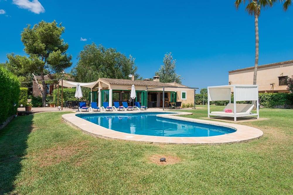 Villa Rural Can Rito for 16 people, 15 minutes from the beach in Felanitx, South Majorca