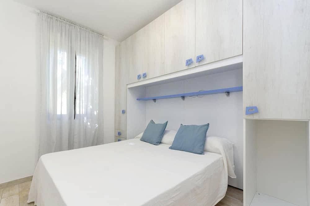 Entire apartment, Le Case Di Chri Apartment with Wi-Fi and Air Conditioning in Mattinata, Gargano