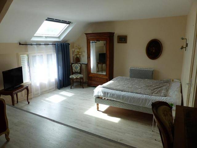 Location de vacances pour 8 personnes, avec Terrasse et Vue à Chisseaux