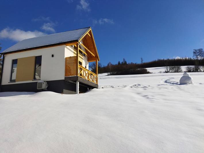 Dom dla 4 osób, z sauna i balkon oraz ogród w Beskidy
