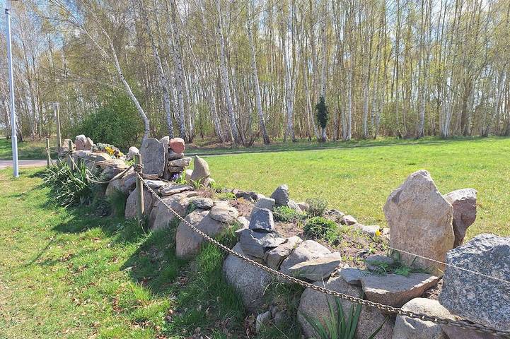 Ferienwohnung für 2 Personen, mit Terrasse und Garten in Grambin - 2