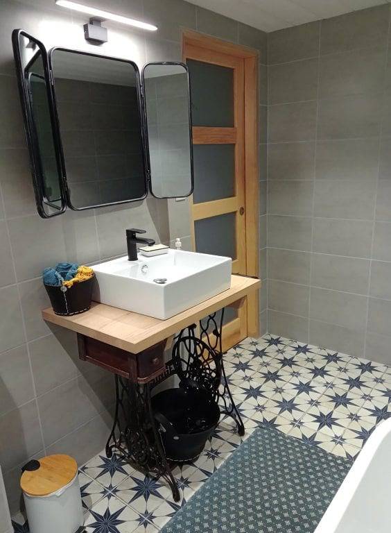 Le 28 - Chambres d'hôtes avec terrasse - Chambre 2 in Uzerche, Région de Tulle