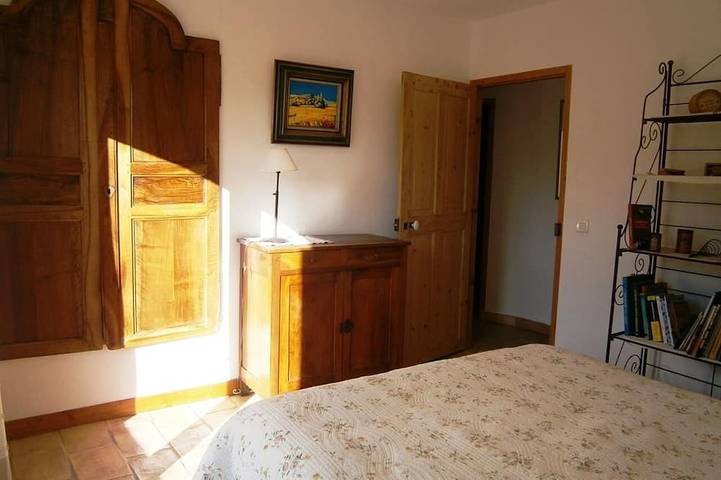 Location de vacances pour 6 personnes, avec jardin et terrasse à Rochefort-du-Gard - 3