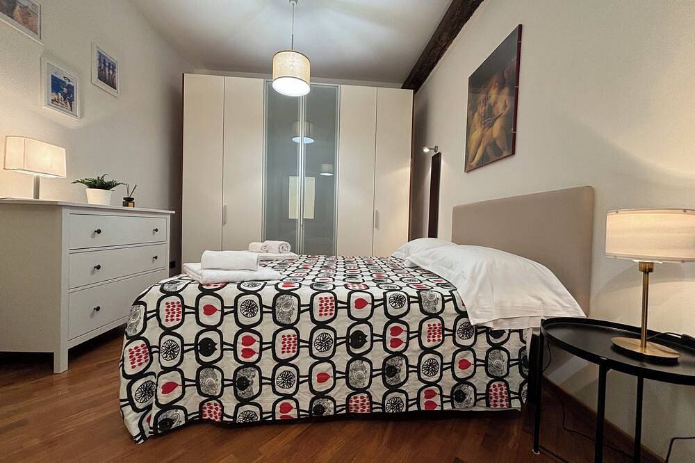 Appartamento intero, Luminoso Bilocale nel cuore del centro storico di Firenze, in Firenze Centro storico, Firenze