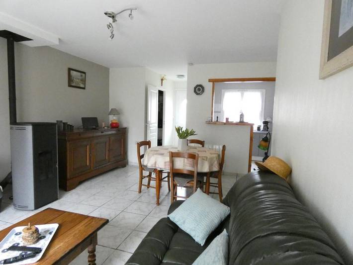 Acogedora casa con terraza privada, WiFi y fácil acceso a la playa in Hesdigneul-lès-Boulogne, Boulogne-sur-Mer region