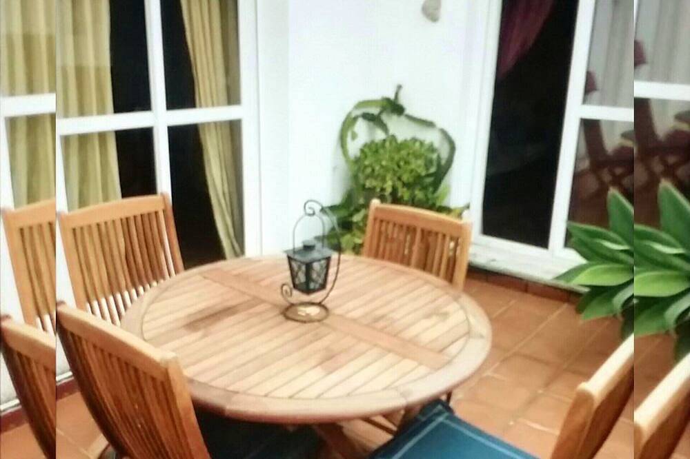 Ganze Wohnung, Penthouse im Zentrum des charmanten Dorfes in Playa Zahara de los Atunes, Barbate