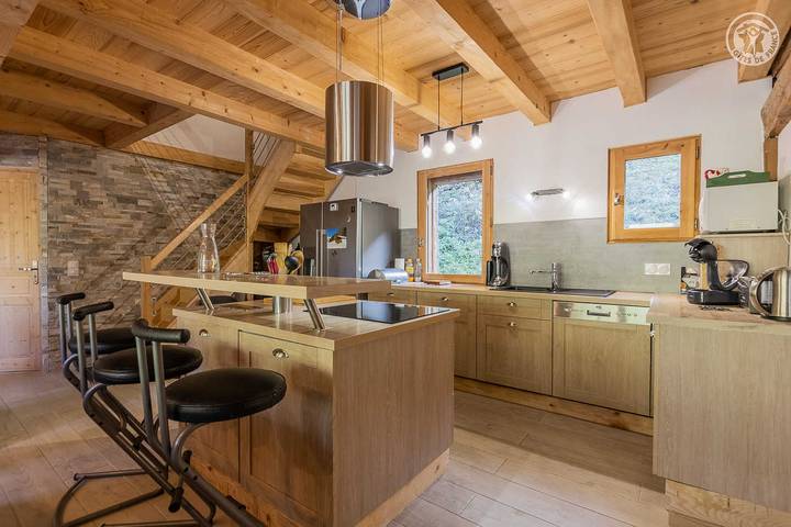 Chalet pour 12 personnes, avec balcon dans Massif du Mont-Blanc - 3