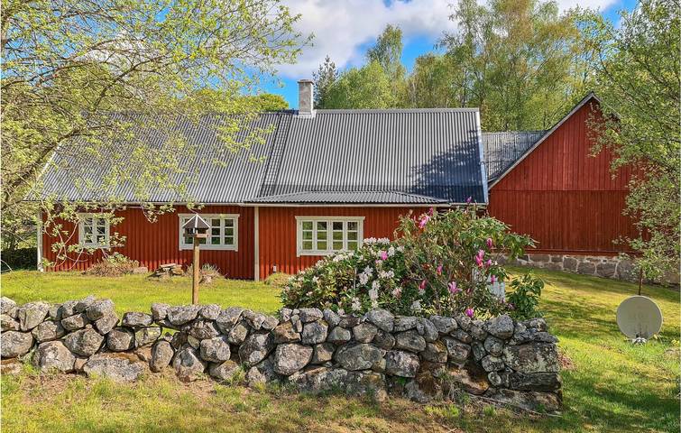 Hus för 8 Personer med trädgård in Halland