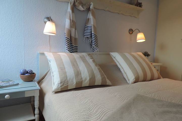 Ferienhaus für 2 Personen, mit Garten, mit Haustier in Hage - 4