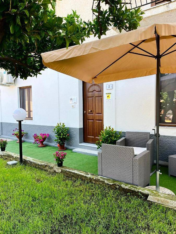 Location de vacances pour 2 personnes, avec jardin à Paola - 4