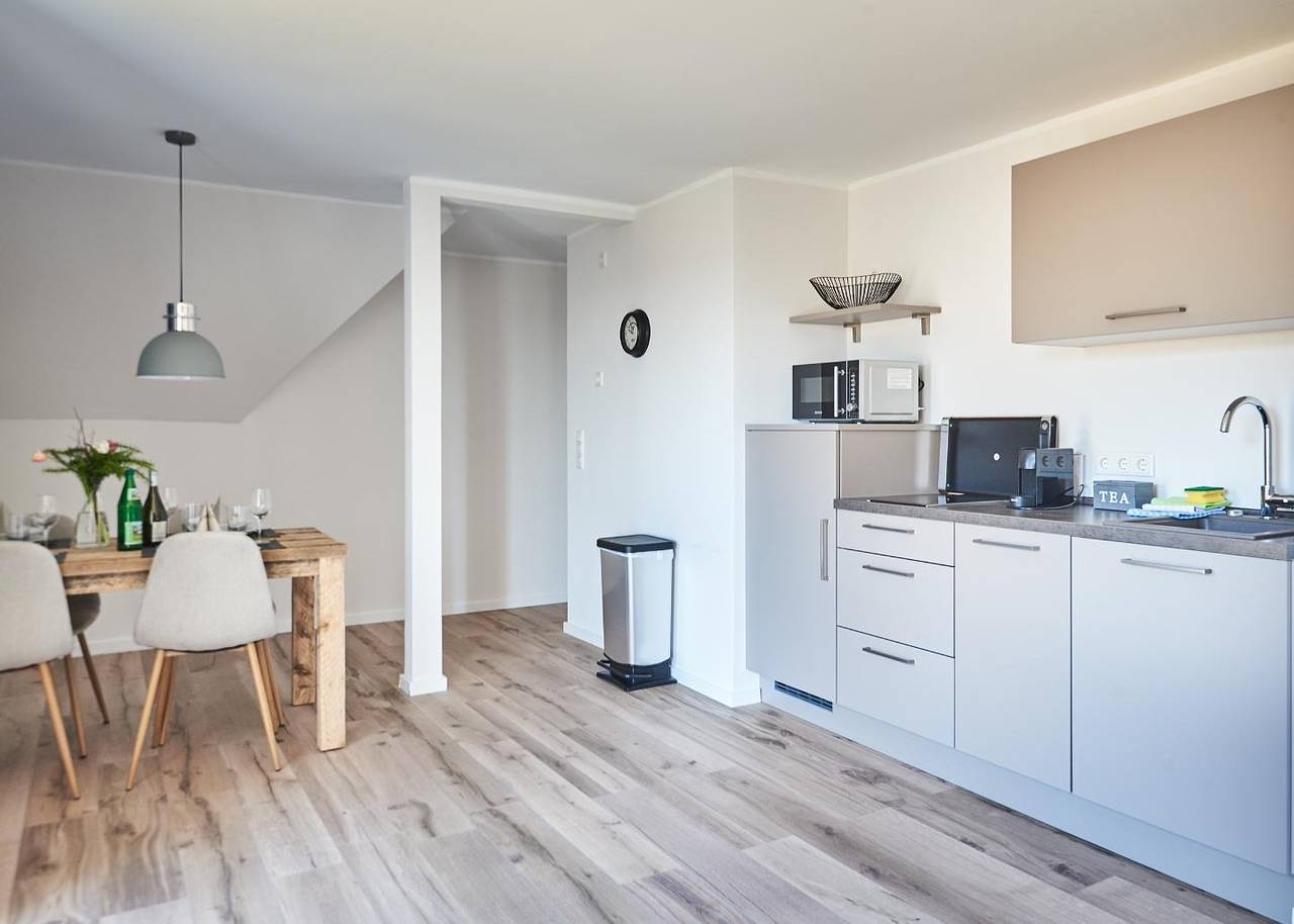 Ganze Wohnung, Smart Resorts - Haus Opal - Ferienwohnung 406 mit 1 Schlafzimmer und Balkon, max. 4 Personen in Neuastenberg, Winterberg
