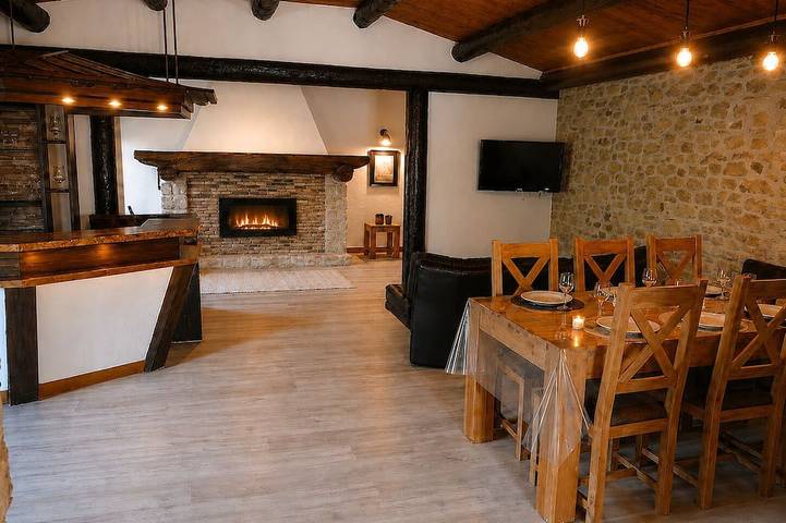 Location de vacances pour 6 personnes, avec Terrasse à Saint-Jean-de-Ceyrargues