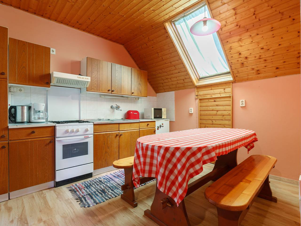 Appartement entier, Keszeg in Balatonkeresztúr, Rive sud du lac Balaton
