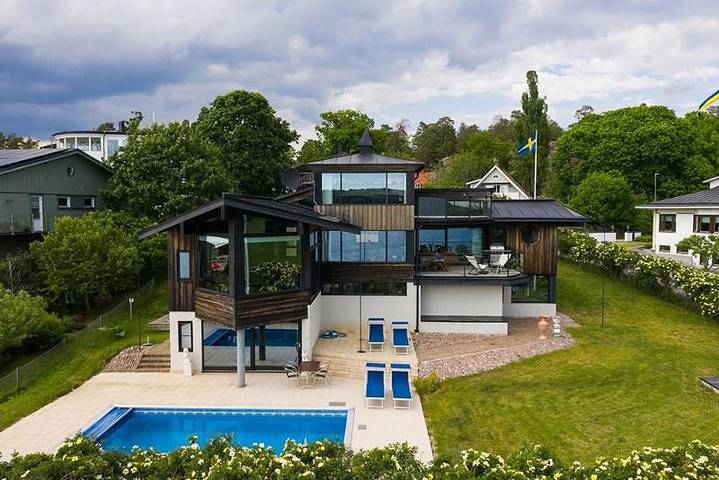 Ferienwohnung für 4 Personen, mit Terrasse und Garten sowie Pool und Sauna in Sollentuna kommun