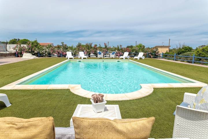 Location de vacances pour 10 personnes, avec jardin, animaux acceptés à Sorso - 2