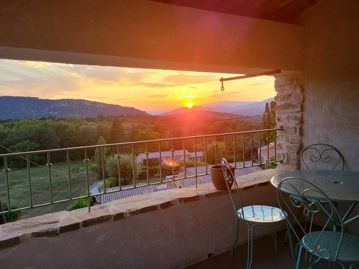 Gîte pour 6 personnes, avec vue et balcon à Le Chaffaut-Saint-Jurson - 4