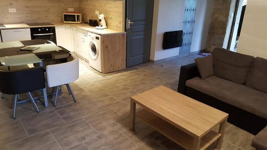 Gîte pour 4 personnes, avec piscine et terrasse à Gras - 4