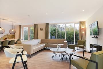 Ferienhaus für 12 Personen, mit Sauna und Balkon/Terrasse sowie Terrasse in Schouwen-Duiveland