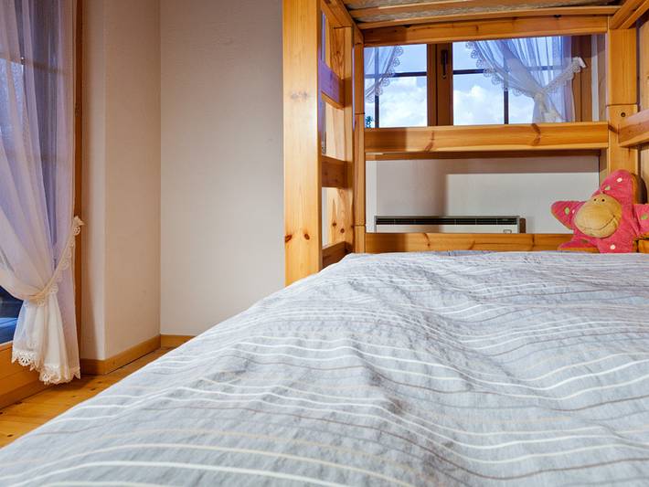 Ganze Ferienwohnung, Ferienhaus Annahüs, Obersaxen-Misanenga - 5 Zimmer Ferienhaus für max. 5 Pers. in Obersaxen, Obersaxen-Mundaun