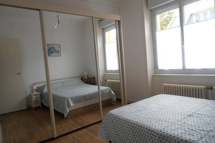 Apartamento entero, Apartamento y su patio de 6 a 12 personas en Guilvinec in Guilvinec, Region de Quimper