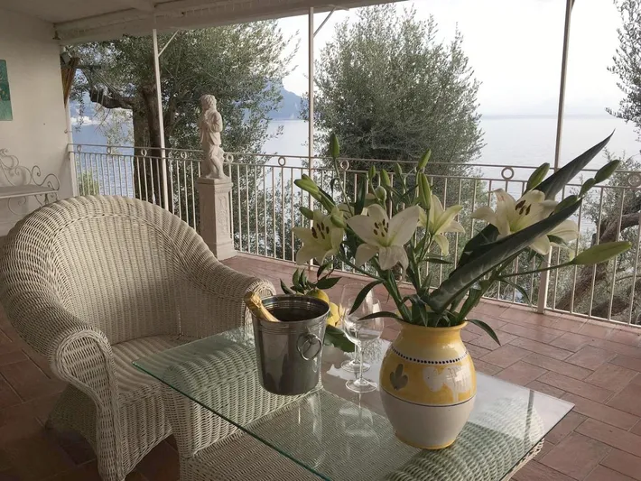 Villa per 2 persone, con panorama e giardino nonché terrazza - 1