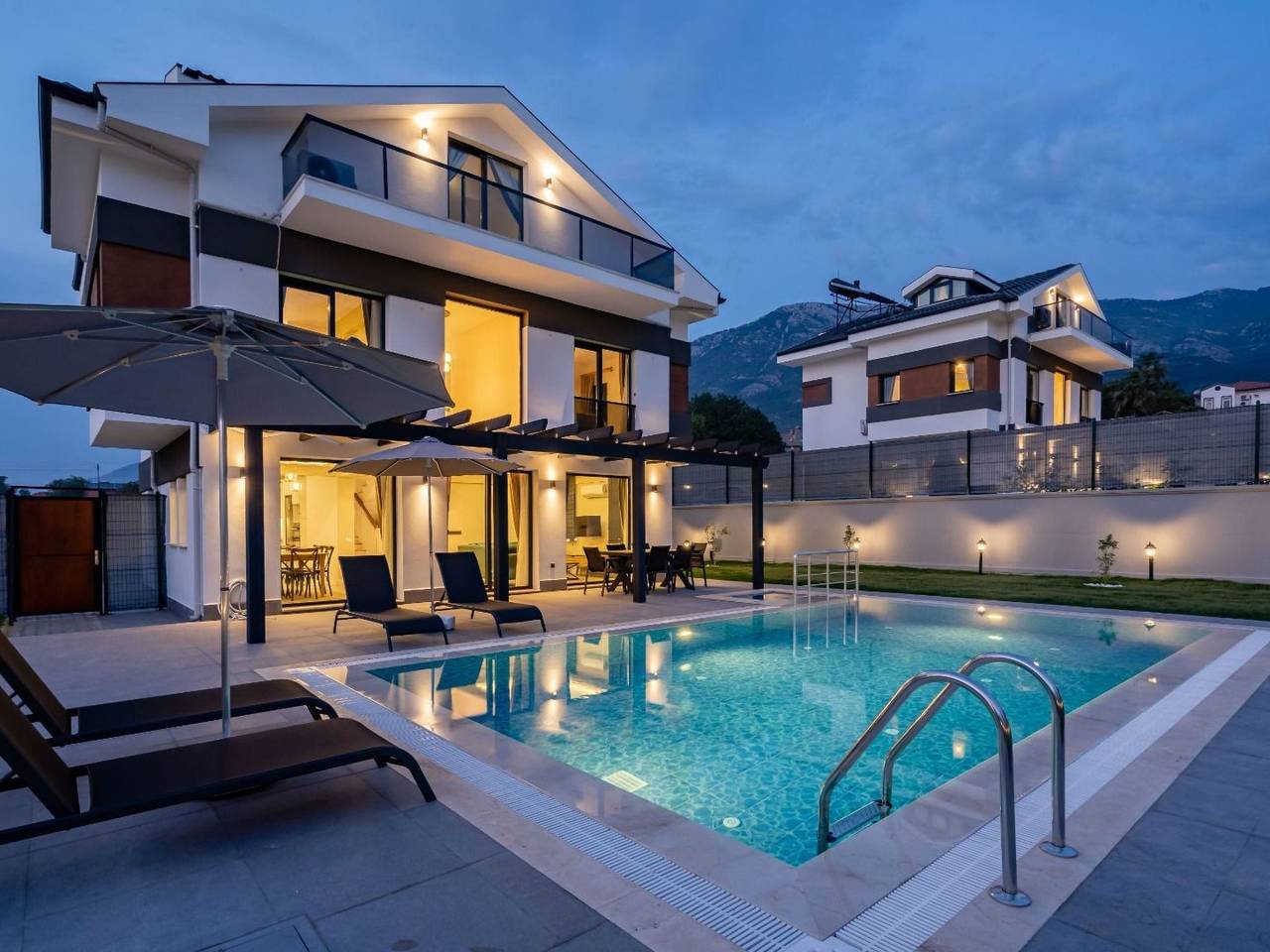 Wunderschöne Villa in Ölüdeniz mit Kinderpool in Fethiye, Egeo Turco