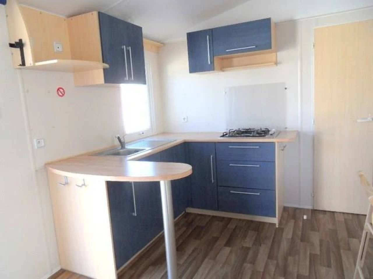 Zecamping 4* familial piscine mobil-home Tv Bbq clim 16m2 2 pers in Mialet, Cevennen