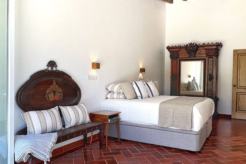 A Capela - 2 Bed Garden Villa with Pool in Sintra, Costa de Lisboa
