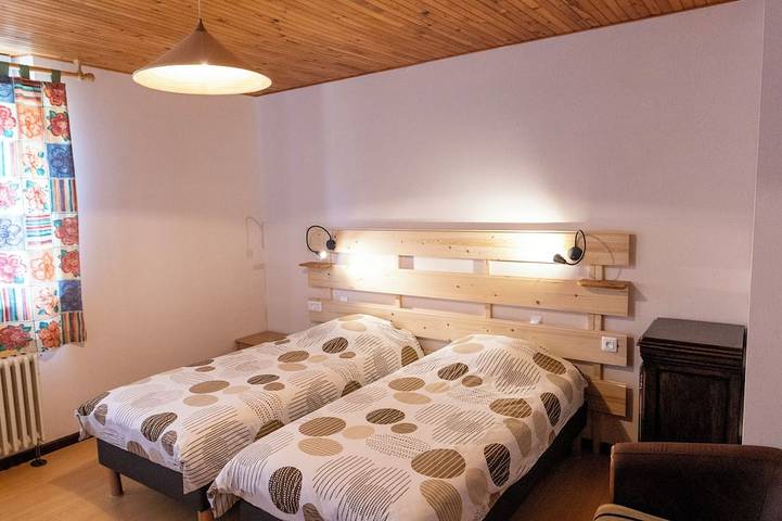 Location de vacances pour 6 personnes, avec terrasse et jardin dans Le Barboux - 3