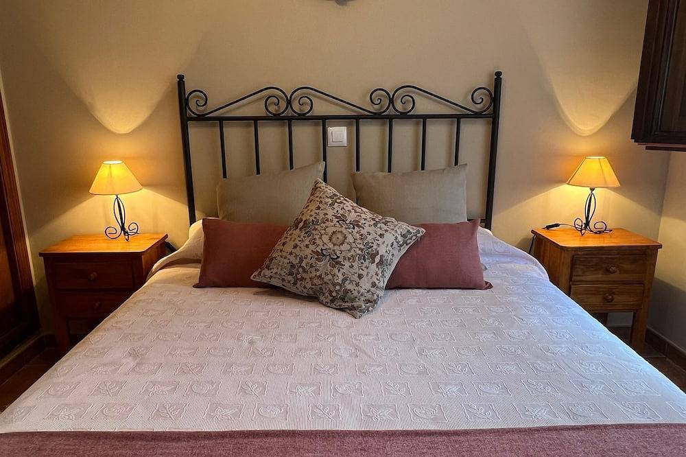 Entire apartment, Superior Apartment in La Alcarria