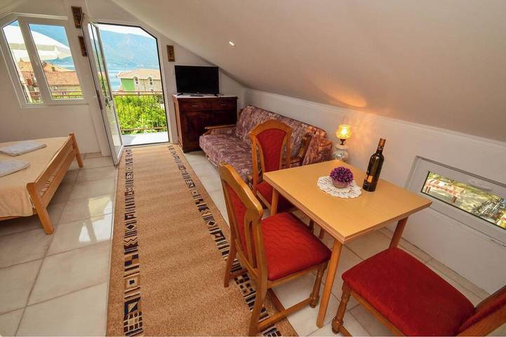 Gîte pour 4 personnes dans Risan