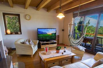 Gîte pour 12 personnes, avec balcon et jardin dans Linx
